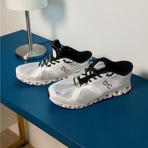 On Cloud White/Black Men's Running Shoes